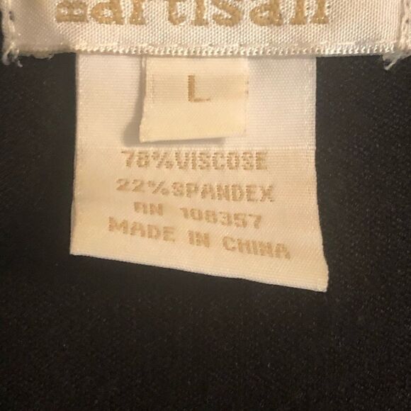 EUC Women’s by artisan tank top - Picture 2 of 4